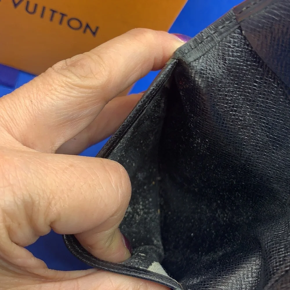 🖤 Authentic Louis Vuitton Epi Leather organizer wallet - Picture 9 of 10